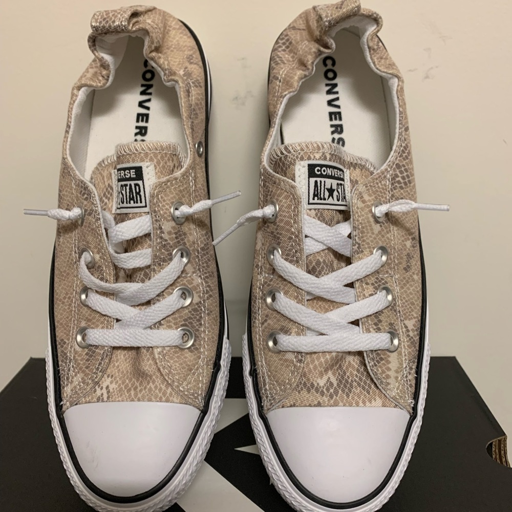 Converse snake skin print